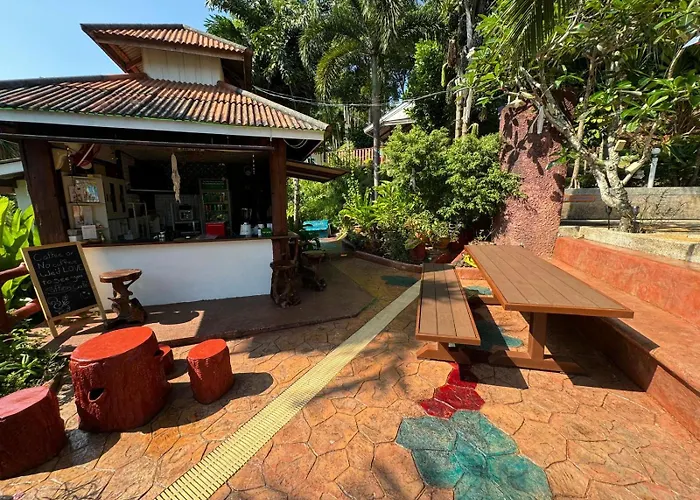 Koh Mak Buri Hut Natural Resort